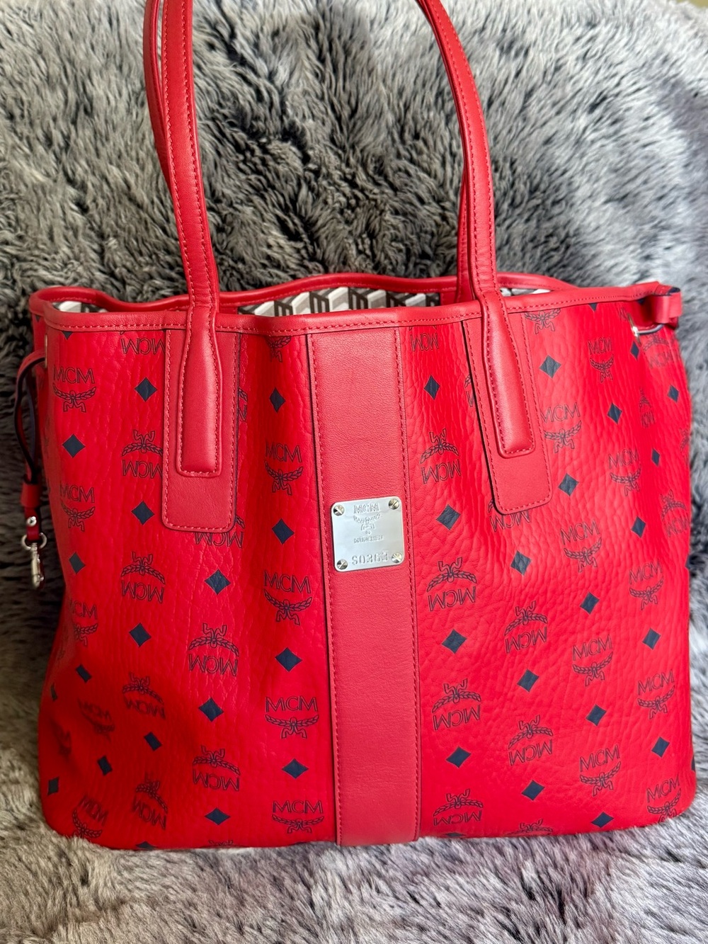 MCM Red Visetos Large Shopper Tote Bag w/ Removable Pouch